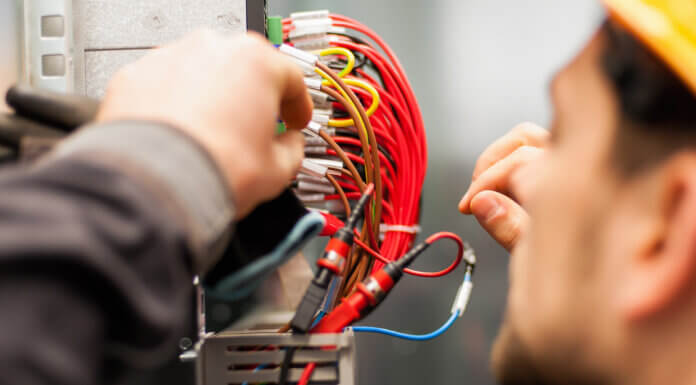 Electrical Problems When You Need to Call Professional Electricians