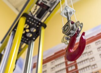Choosing the Right Approach for Annual Crane Inspection and Maintenance Crane Inspection