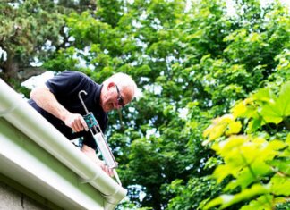 How To Find The Best Sealant Roof And Gutter Service For Yourself?