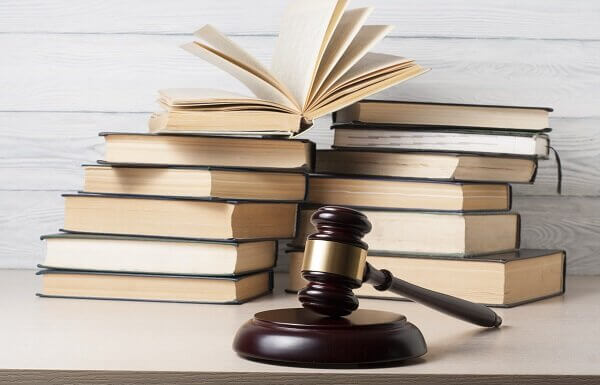 Benefits In Hiring The Relevant Defence Lawyers For Your Case