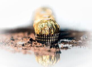 Tasty Ways to Add the Chocolaty Happiness with Ferrero Ferrero