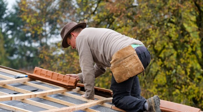 6 Factors to Consider Before Hiring Roof Restoration Services roof restoration