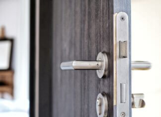 Check Out Valuable Points Associated with Security Doors