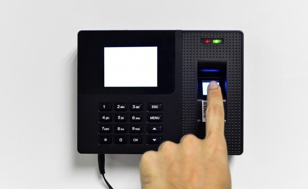 Features of a Time Clock Machine Time Clock Machine