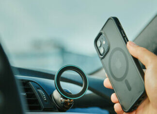 Understanding The Safety Features of A Magsafe Car Mount Magsafe Car Mount