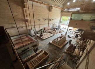 10 Tips for Choosing the Right Pattern Maker