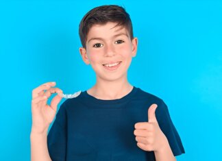 Why Clear Aligners Are the Best Choice for Adults Clear Aligners