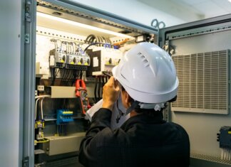 Why Every Business Needs a Reliable Commercial Electrician in Maddington Electrician