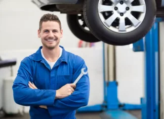 How to Choose the Right Mechanic for Your Car mechanic waterloo
