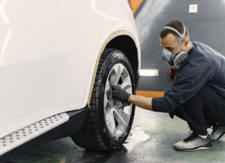 Signs Your Car Needs Wheel Refinishing wheel refinishing