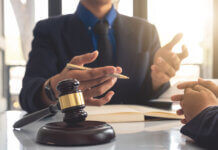Why You Should Consider Hiring An Employment Lawyers For Workplace Conflicts