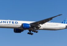United Airlines Unaccompanied Minors Flying Alone United Airlines Unaccompanied Minor Policy